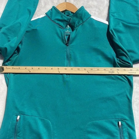 Antigua long sleeve Athletic 1/4 Zip Pullover. Size Medium - Picture 5 of 10